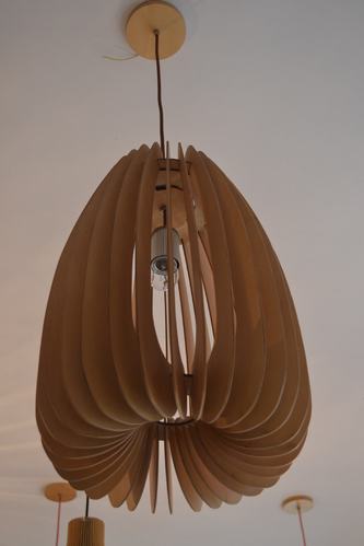 光之鳥木燈 點亮現(xiàn)代客廳的靈動藝術